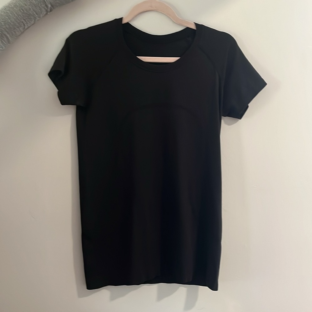 Lululemon Swiftly Tech short-sleeve Shirt 2.0 Size 8